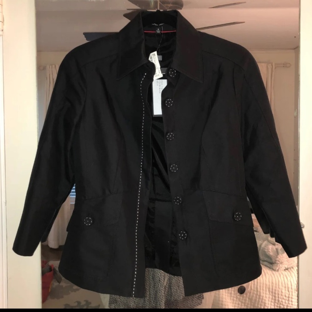 NWT Hilton Hollis Women's Black Blazer Size 4
